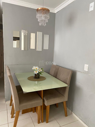 Apartamento de 2 quartos no Jóquei 