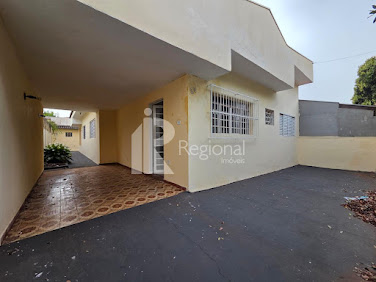 Casa em Jardim Kennedy - Jaboticabal, SP