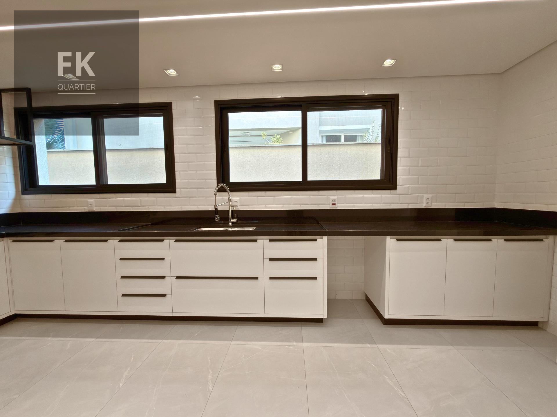 Casa à venda com 4 quartos, 4 suítes, 5 vagas e 600m² no Alphaville Residencial Zero, Barueri (SP) — foto 12 de 30