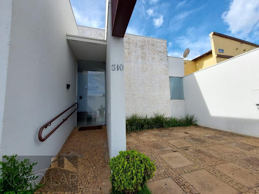 Sala Comercial para Locação em Adamantina / SP no bairro Centro