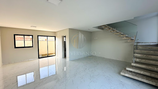 Triplex de Alto Padrão em Balneário Brejatuba - Guaratuba PR