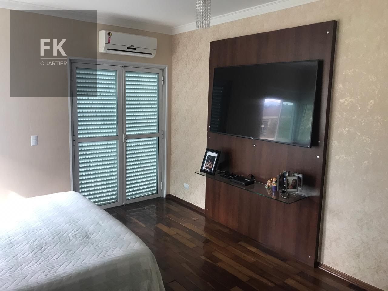Casa à venda com 4 quartos, 4 suítes, 4 vagas e 368m² no Alphaville Conde II, Barueri (SP) — foto 13 de 26
