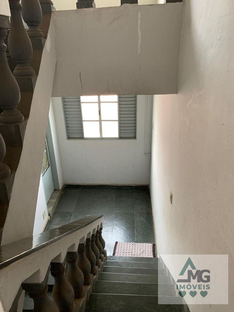 Apartamento à venda com 3 quartos e 1 suíte no Monte Alegre, Três Corações (MG) — foto 2 de 13
