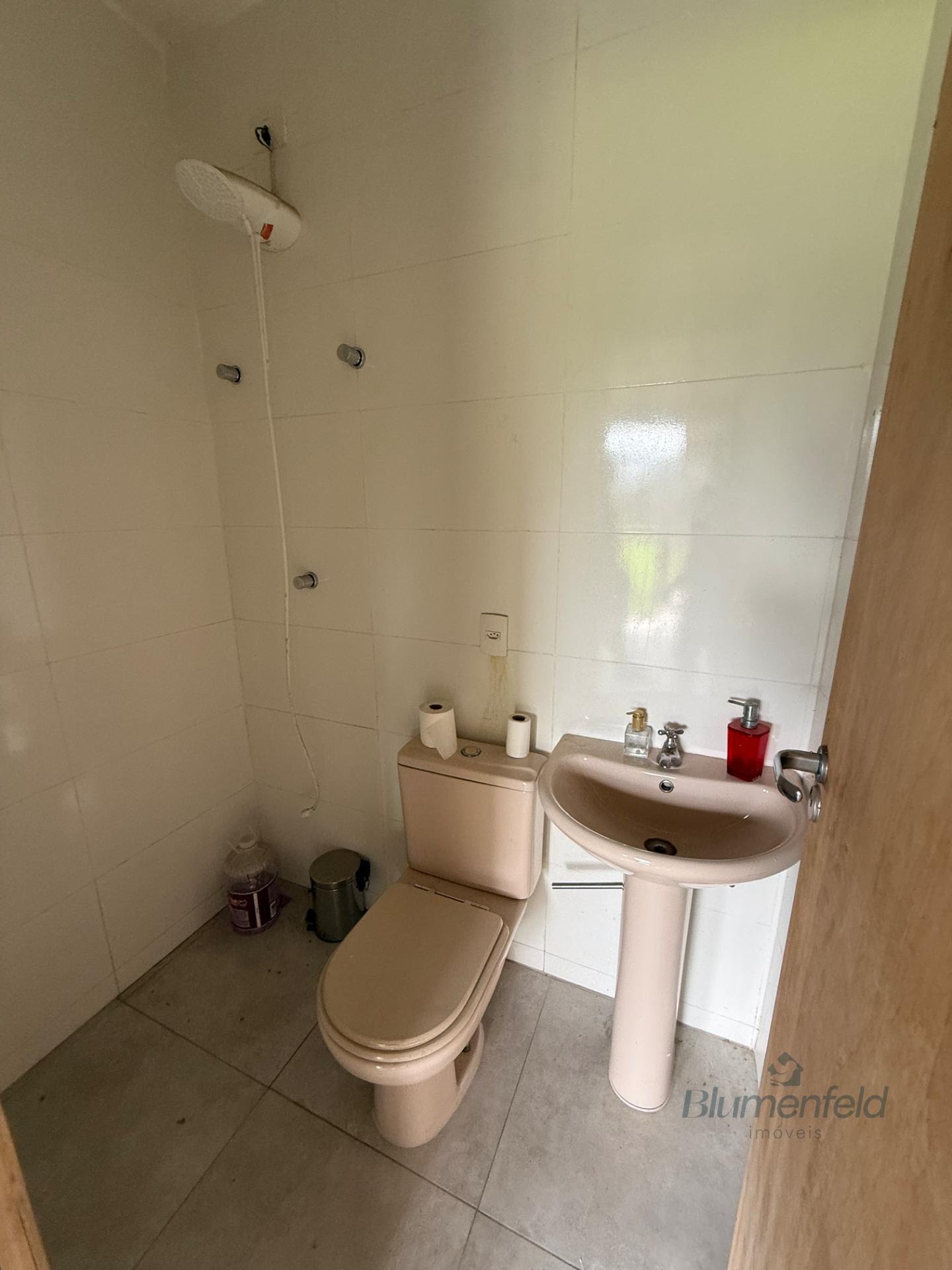 Casa à venda com 1 quarto, 8 vagas e 480m² no Condomínio Arujazinho IV, Arujá (SP) — foto 9 de 16