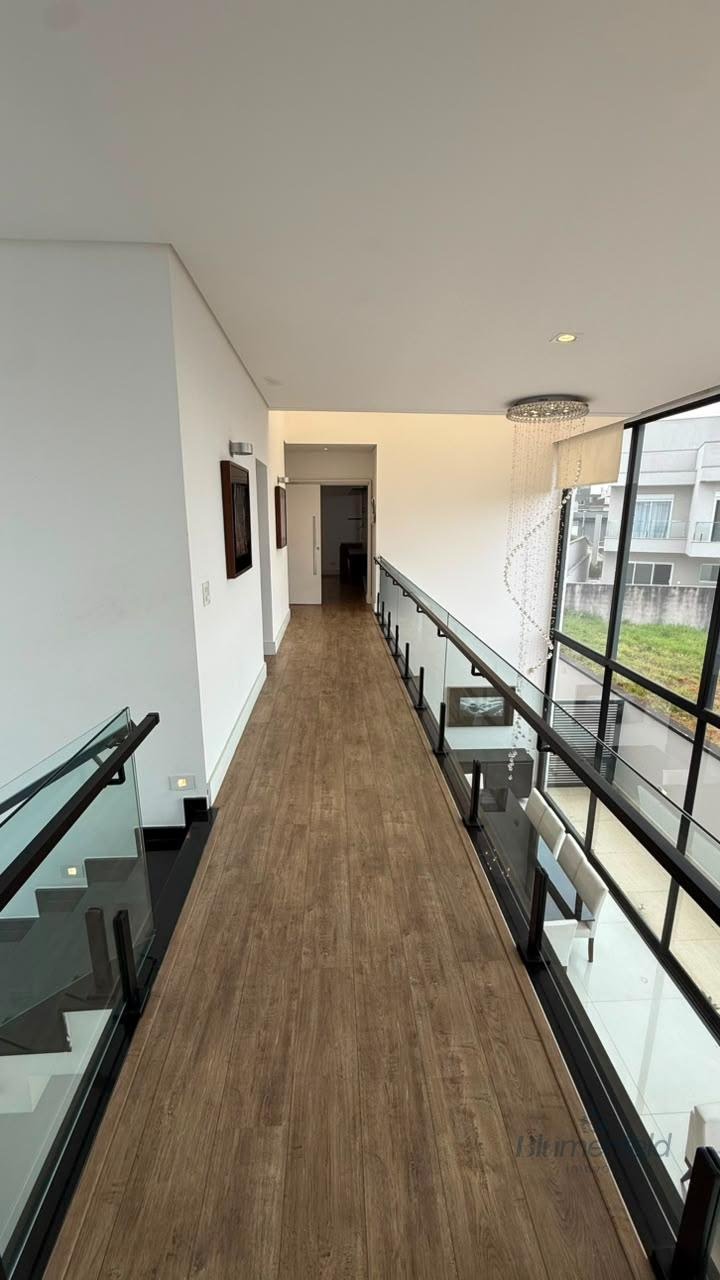 Casa à venda com 4 quartos, 4 suítes, 6 vagas e 370m² no Condomínio Real Park, Arujá (SP) — foto 18 de 30