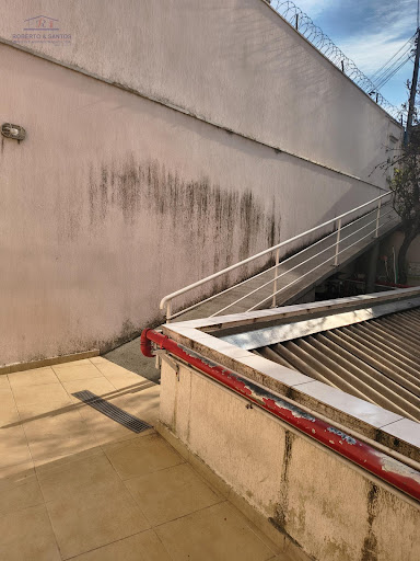 vista acesso as salas pela Luís de Andrade 
