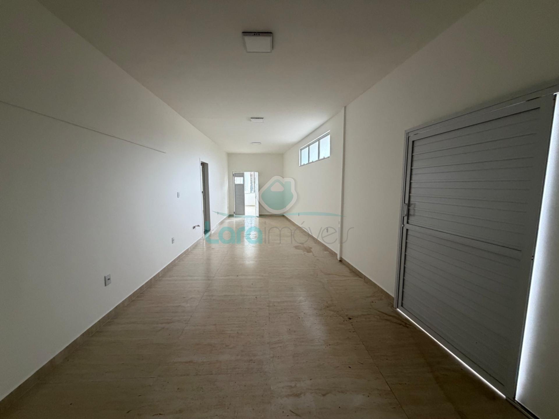 Comercial para alugar com 2 banheiros e 280m² no Lagoa, Macaé (RJ) — foto 9 de 30