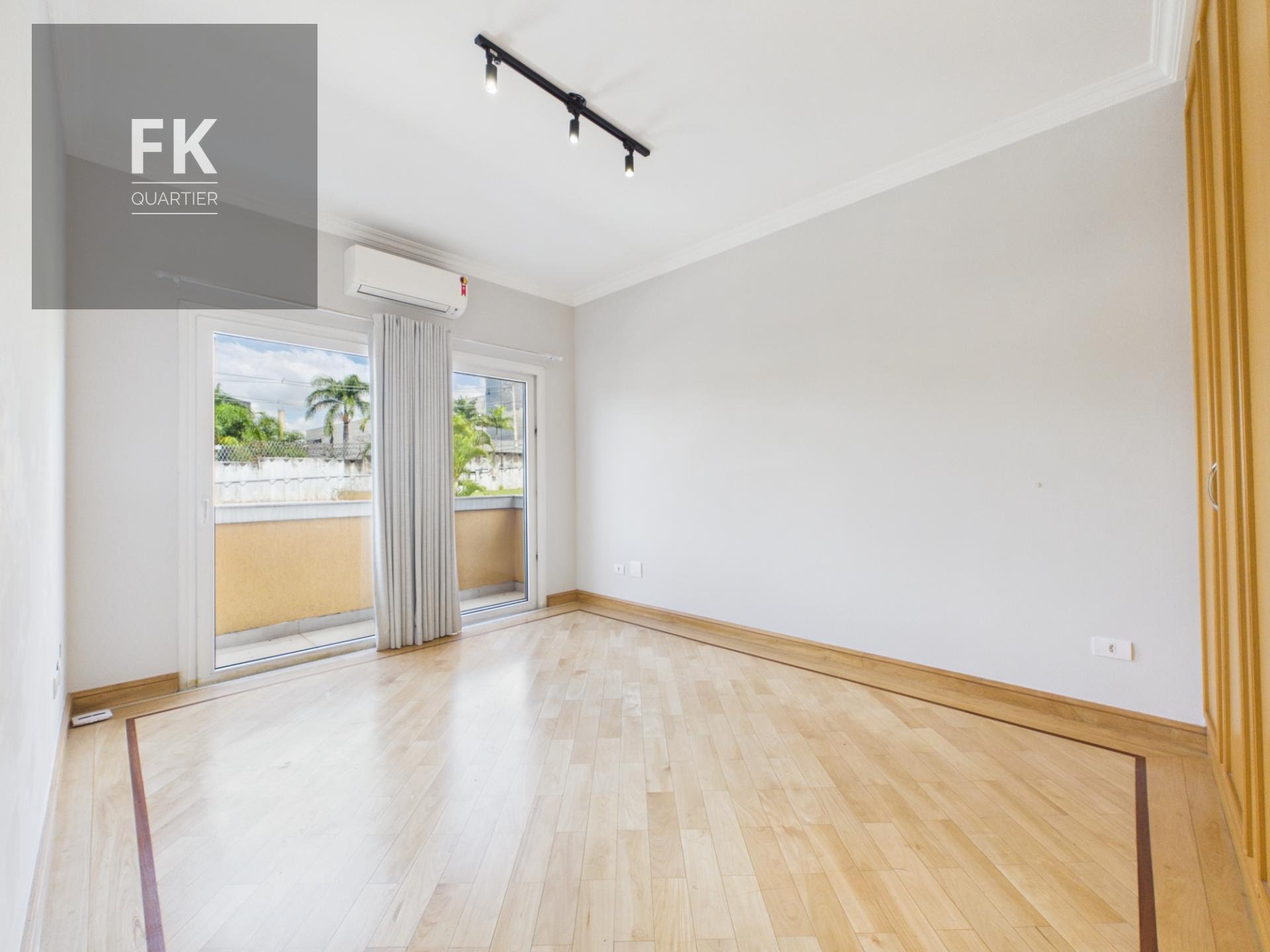 Casa para alugar com 4 quartos, 2 suítes, 6 vagas e 650m² no Residencial Tamboré, Barueri (SP) — foto 24 de 30