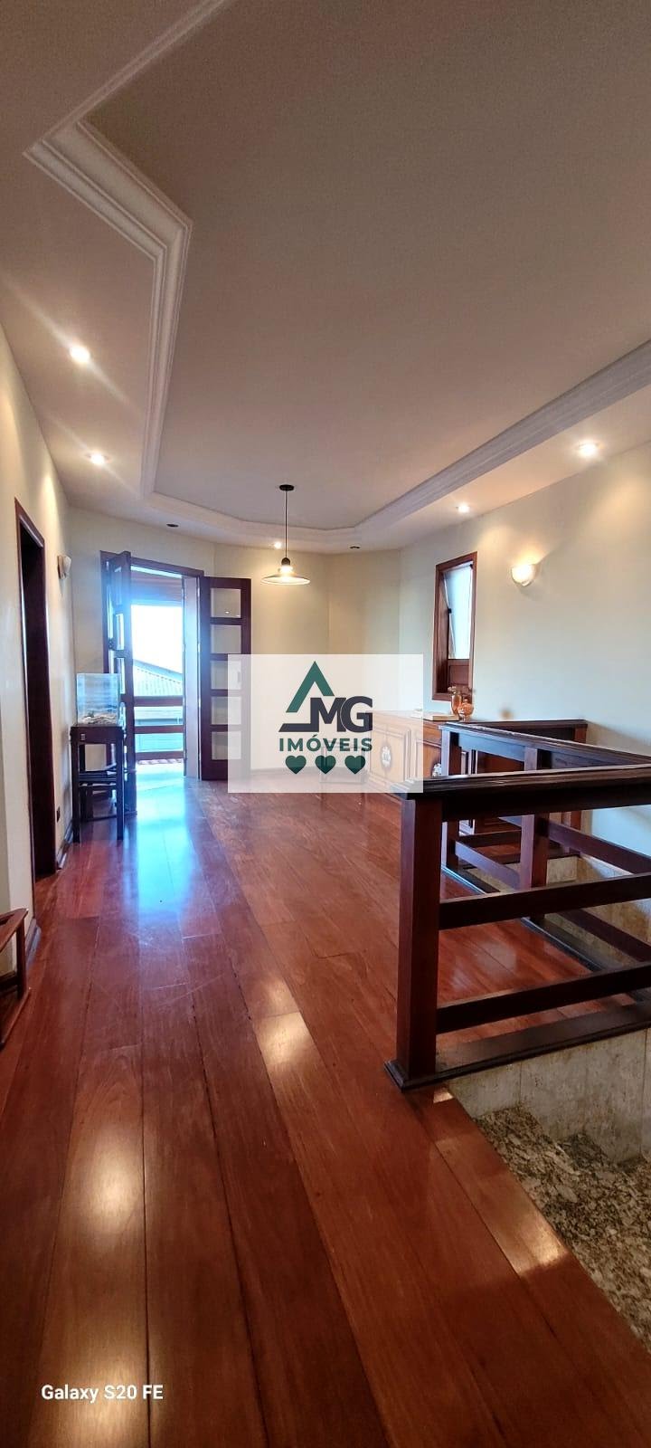Casa à venda com 4 quartos, 1 suíte, 3 vagas e 424m² no Chácara das Rosas, Três Corações (MG) — foto 14 de 30