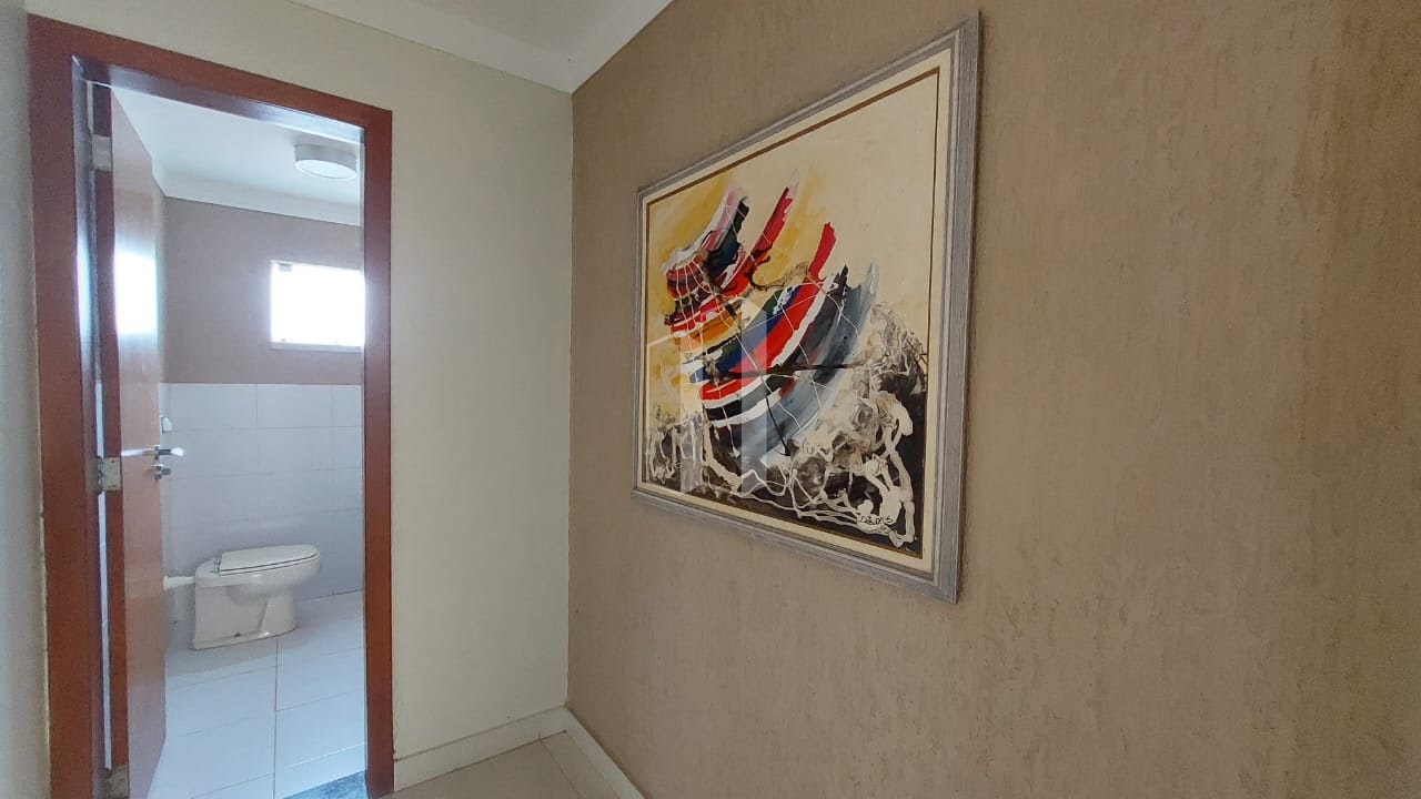 Casa à venda com 4 quartos, 4 suítes, 4 vagas e 211m² no Jardim América, Goiânia (GO) — foto 19 de 30