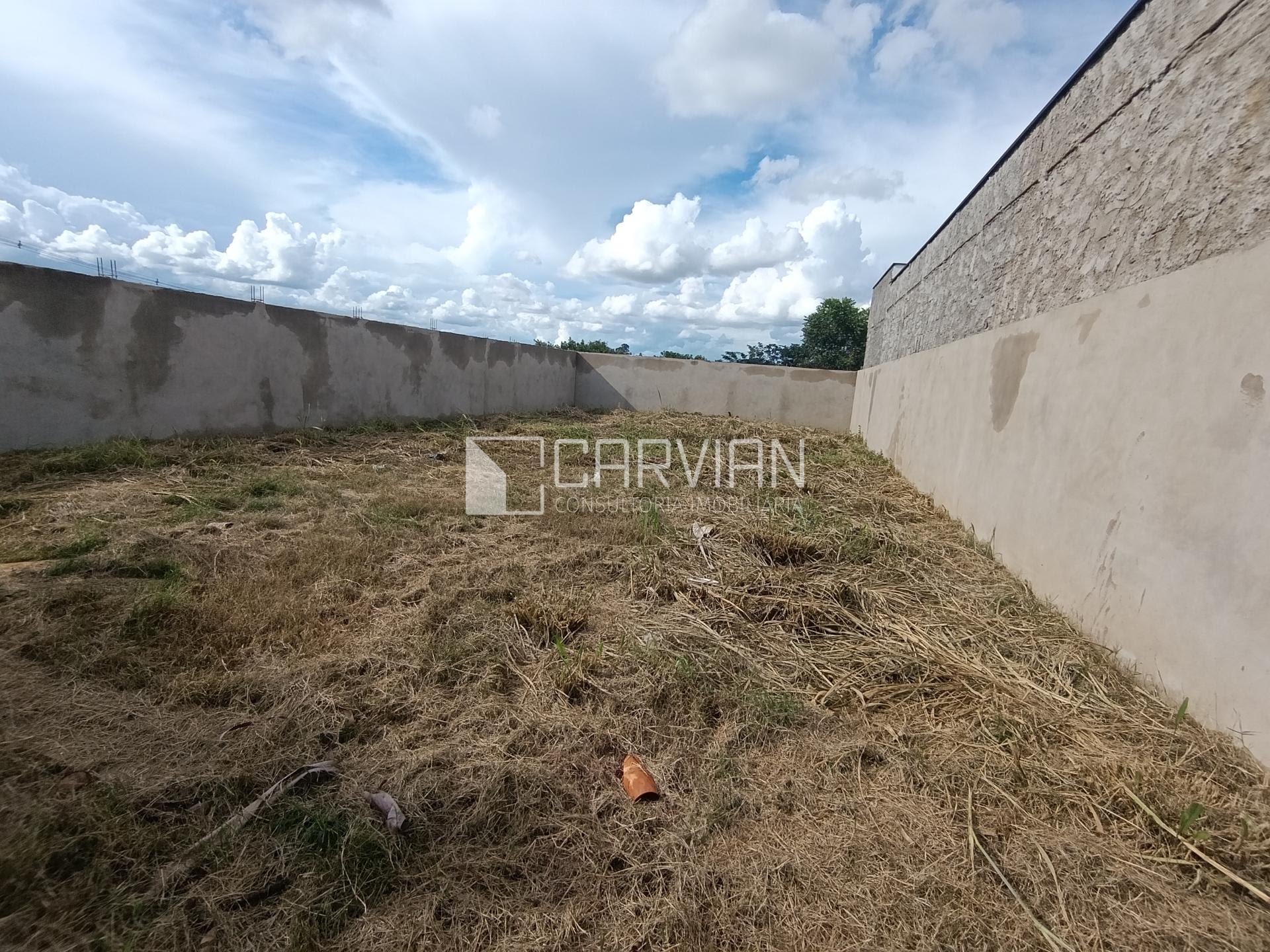 Terreno à venda com 200m² de terreno no Bonfim Paulista, Ribeirão Preto — foto principal
