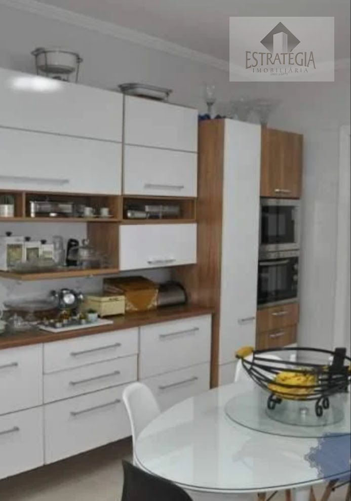 Casa à venda com 3 quartos, 1 suíte, 4 vagas e 230m² no Duarte Silveira, Petrópolis (RJ) — foto 7 de 19