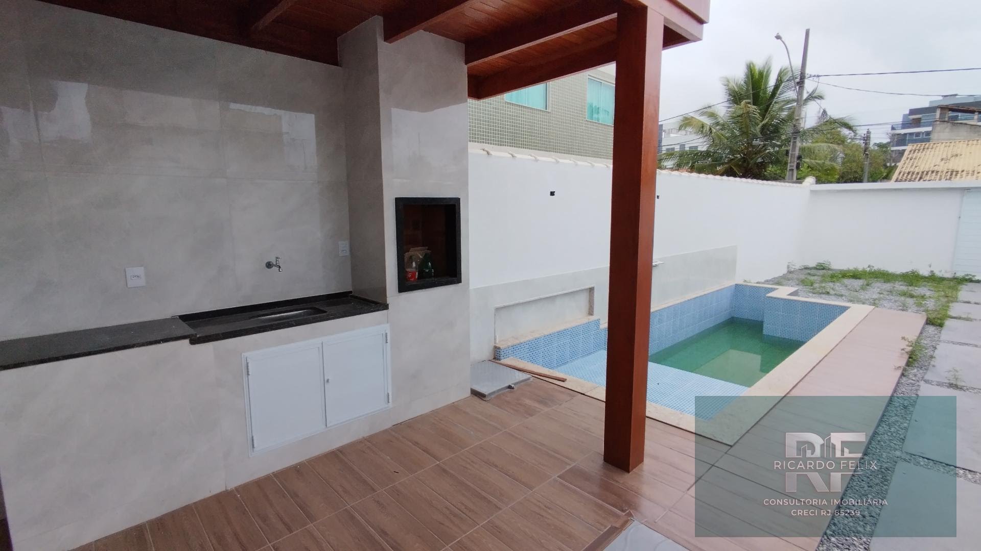 Casa à venda com 3 quartos, 2 suítes, 3 vagas e 240m² no Costazul, Rio das Ostras (RJ) — foto 6 de 25