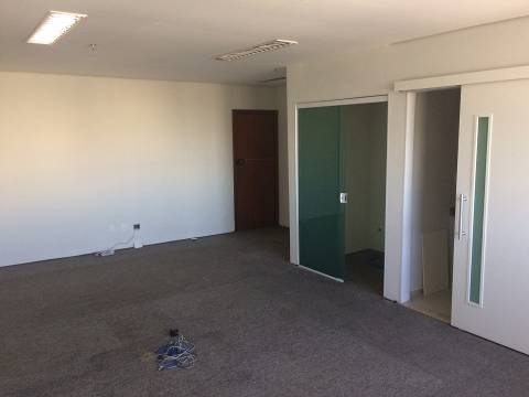 Sala Comercial à Venda Av José César de Oliveira, Vila Leopoldina/SP 