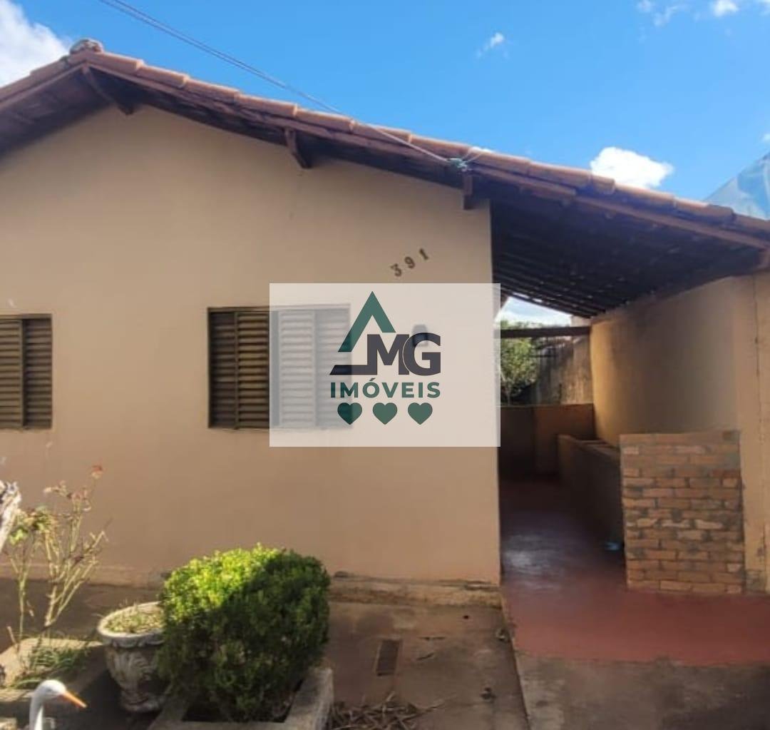 Casa à venda com 2 quartos, 1 banheiro, 2 vagas e 250m² no Parque Bandeirantes, Três Corações (MG) — foto 8 de 8