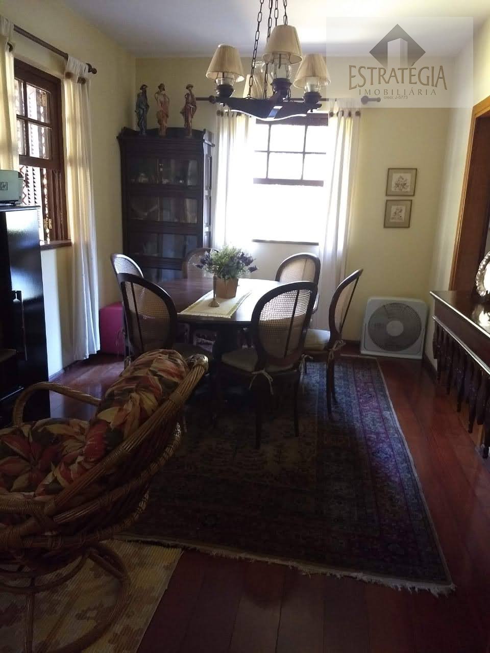Casa à venda com 4 quartos, 1 suíte, 5 vagas e 280m² no Itaipava, Petrópolis (RJ) — foto 15 de 21