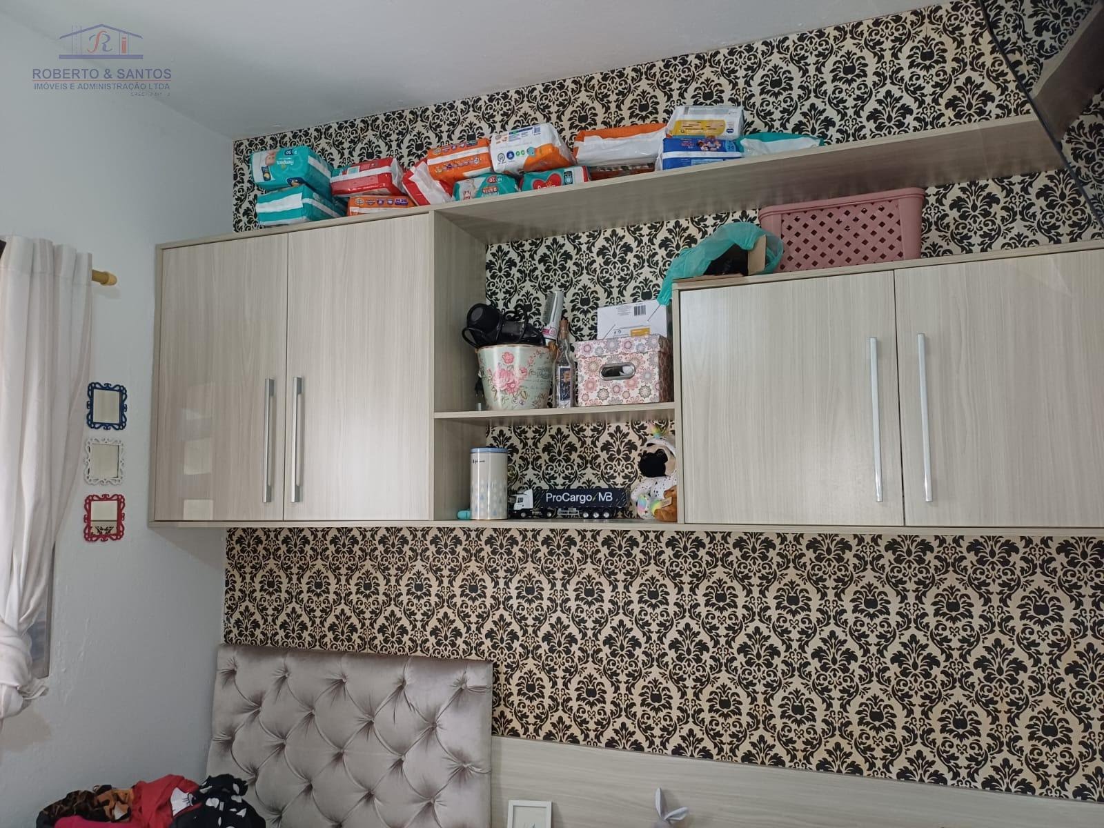 quarto com armarios