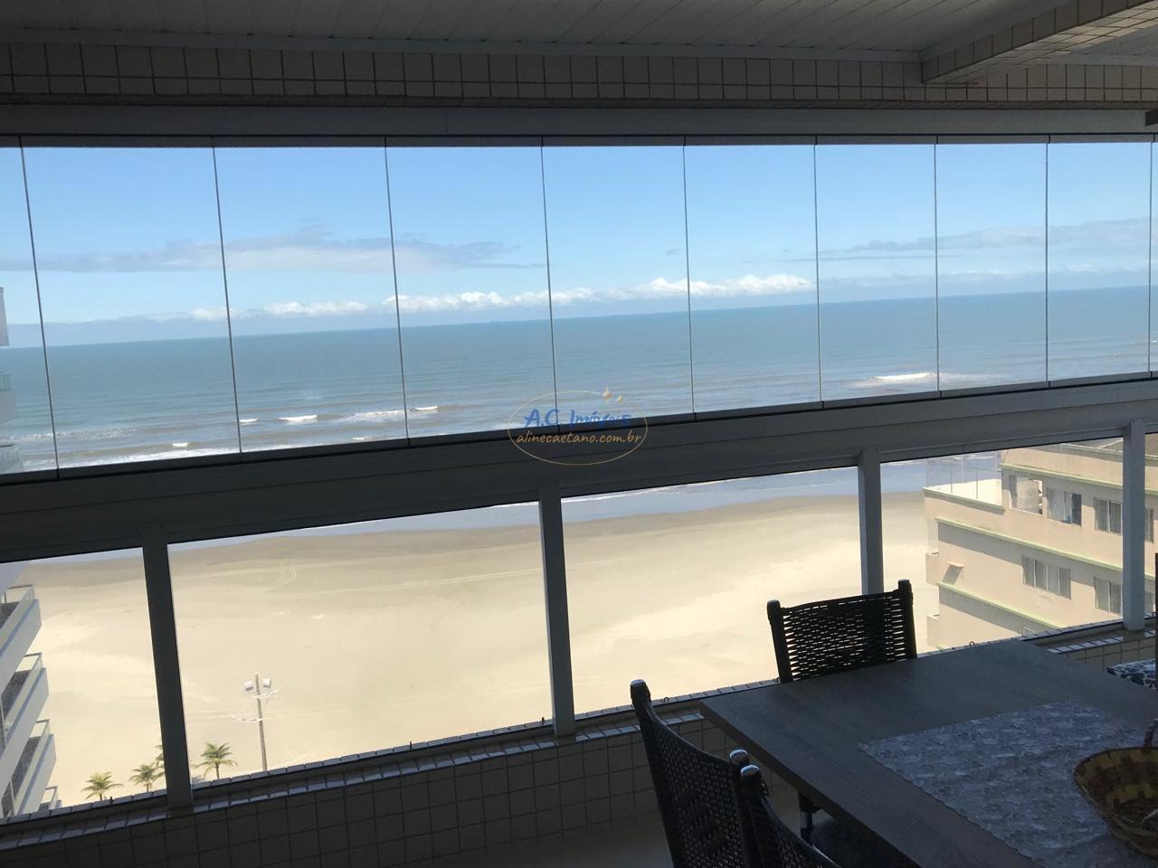 Apartamento à venda com 4 quartos, 5 banheiros, 3 vagas e 154m² no Aviação, Praia Grande — foto principal