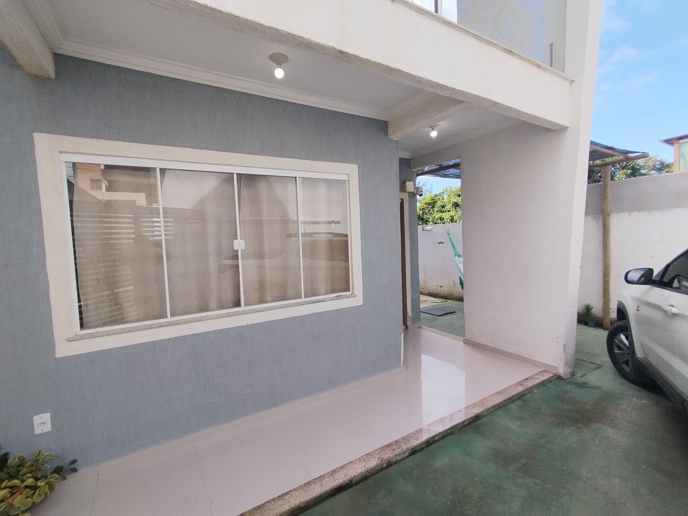 Casa à venda com 3 quartos, 1 suíte, 1 vaga e 120m² no Colinas, Rio das Ostras (RJ) — foto 2 de 8