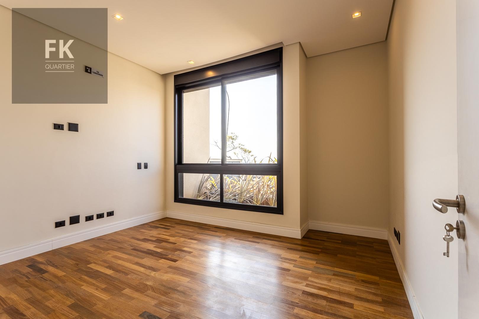 Casa à venda com 4 quartos, 4 suítes, 6 vagas e 440m² no Alphaville, Santana de Parnaíba (SP) — foto 10 de 30