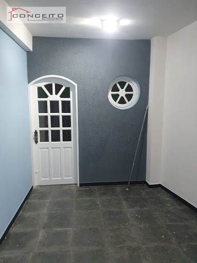 Casa com 3 dormitórios, Suíte, Varanda, 2 vagas de Carro Coberta Rua Particular