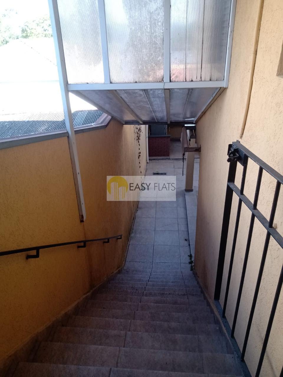 Casa à venda com 3 quartos, 1 suíte, 4 vagas e 250m² no Jardim Santa Terezinha, Taboão da Serra (SP) — foto 10 de 30