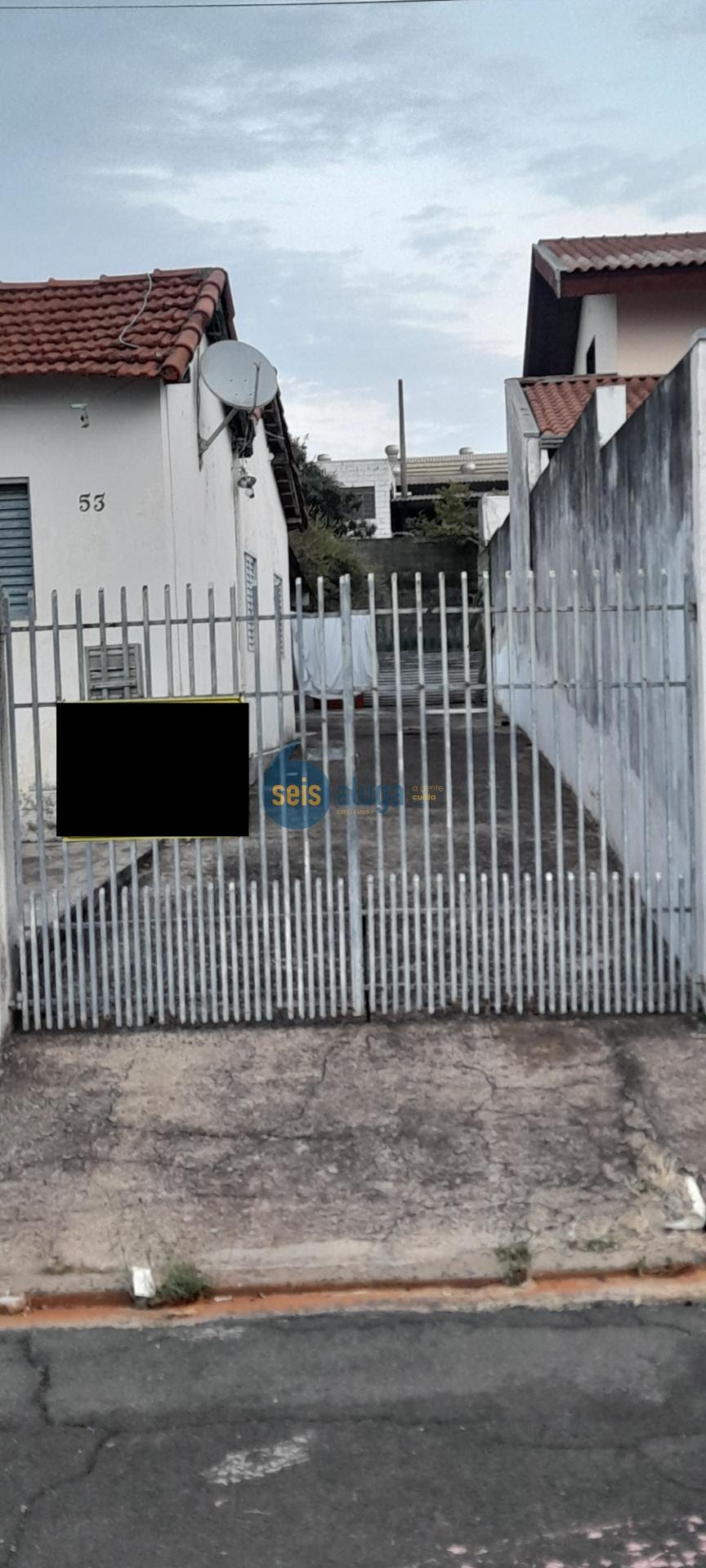 CORREDOR ATÉ O FUNDO