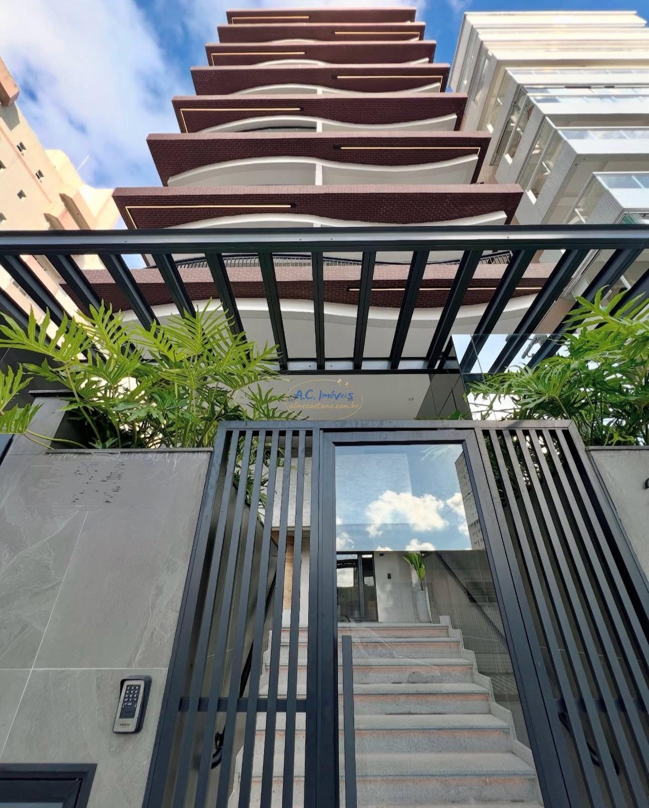 Apartamento à venda com 2 quartos, 2 banheiros, 1 vaga e 59m² no Vila Tupi, Praia Grande — foto principal