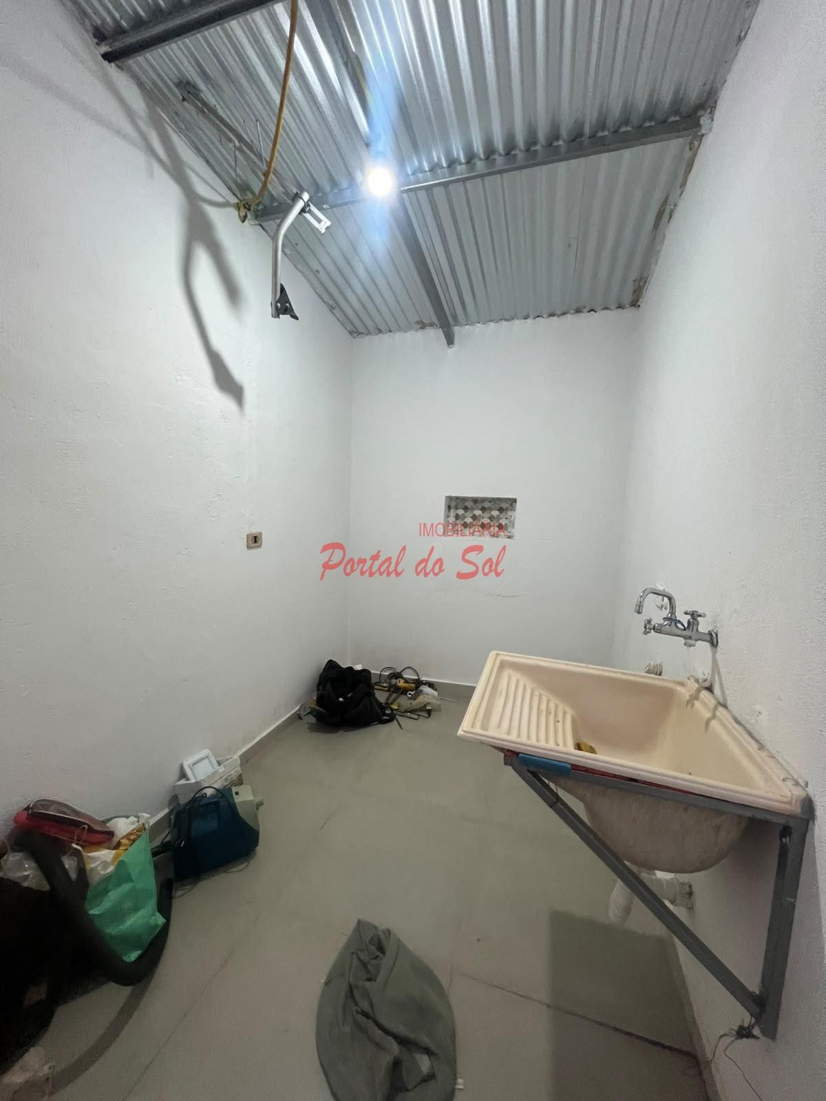 Casa para alugar com 3 quartos e 1 banheiro no Centro, Santo Antônio da Platina (PR) — foto 2 de 9