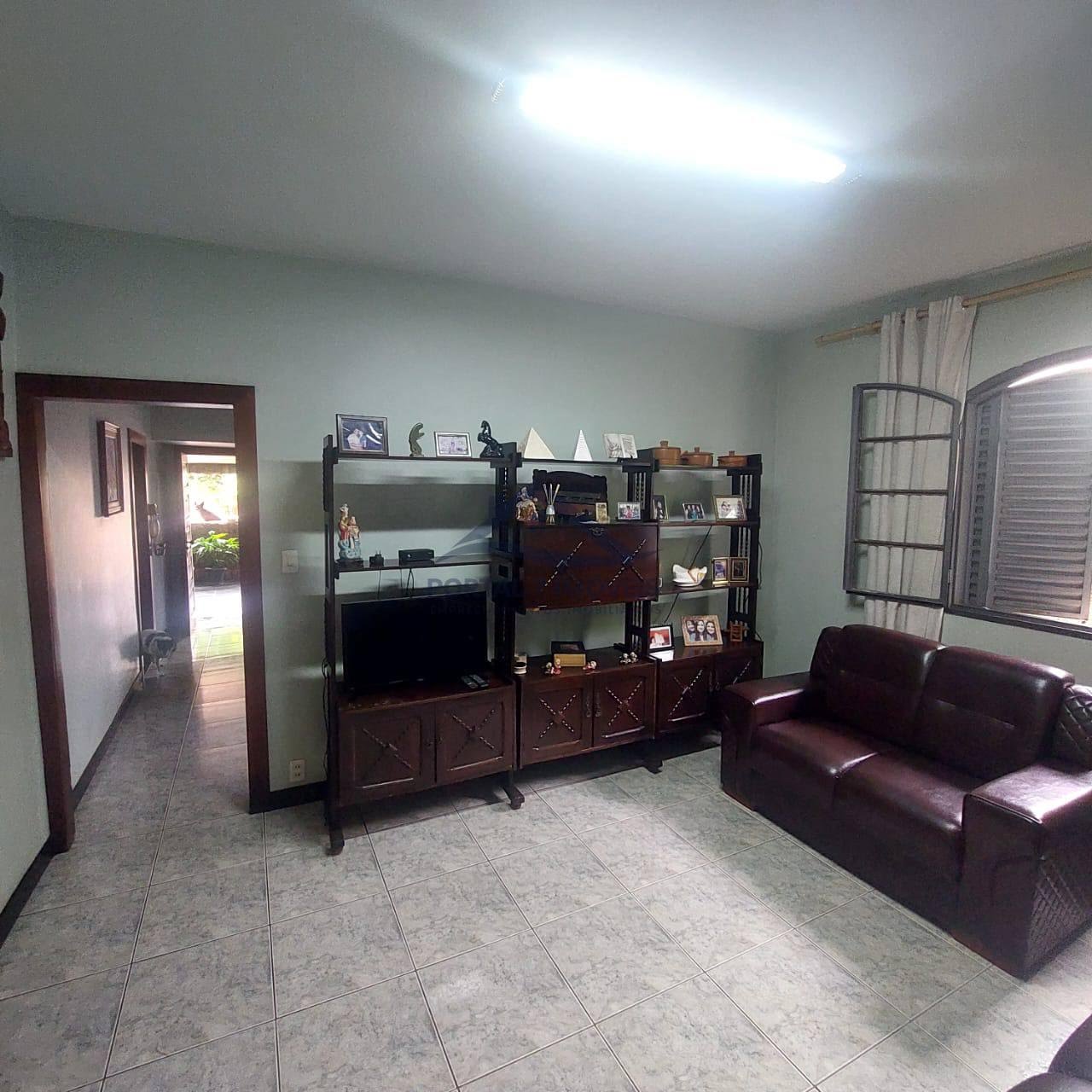Casa à venda com 3 quartos, 2 banheiros, 2 vagas e 300m² no Boa Vista, Sete Lagoas (MG) — foto 12 de 20