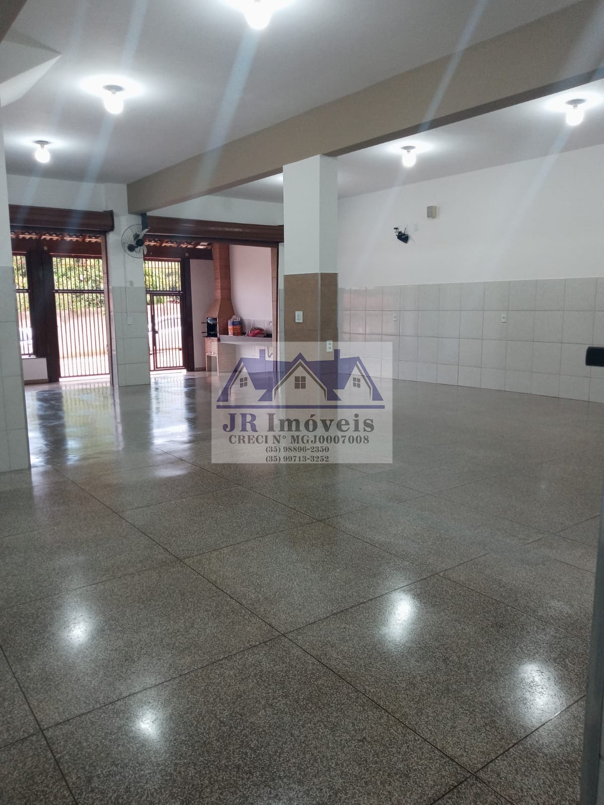 Comercial à venda com 3 banheiros e 190m² no Sossego, Piranguinho (MG) — foto 4 de 5