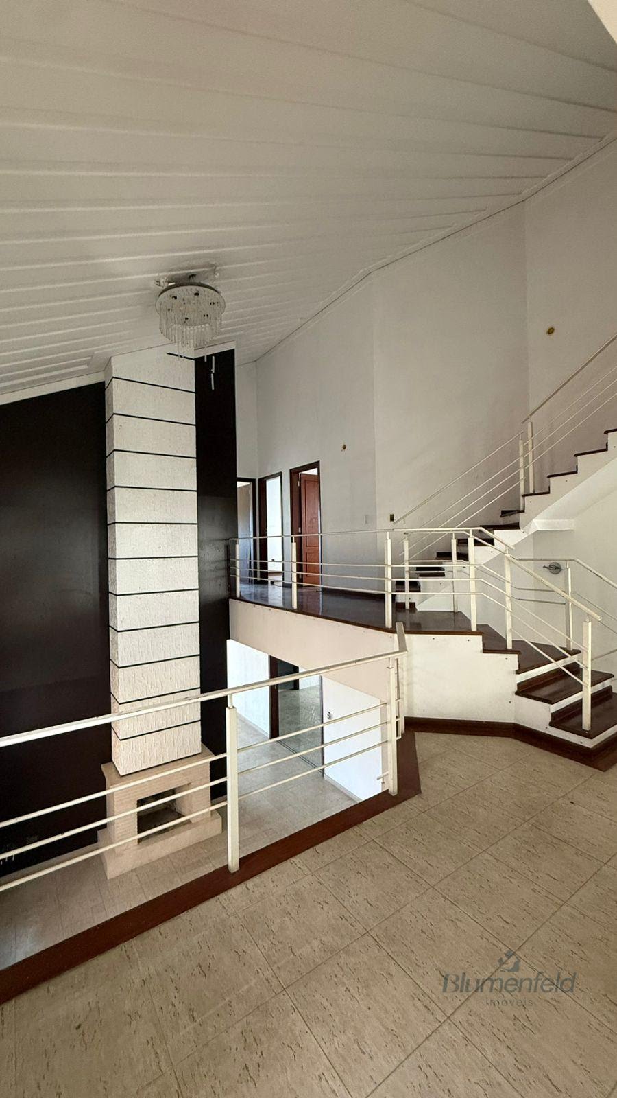 Casa à venda com 5 quartos, 5 suítes, 5 vagas e 520m² no Condominio Arujazinho V, Arujá (SP) — foto 9 de 26
