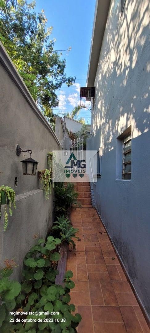 Casa à venda com 4 quartos e 3 banheiros no Chácara das Rosas, Três Corações (MG) — foto 20 de 23