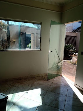 Casa à venda no bairro Jardim Brasília em Uberlândia. ﻿