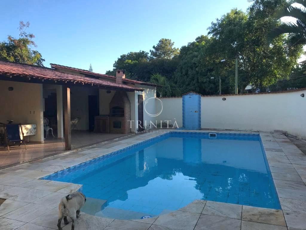Área da Piscina 