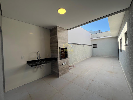 Casa à venda no Condomínio Villagio Wanel – Sorocaba/SP 135m² de área construída, 03 dormitórios, sendo 1 suítes e 04 vagas de garagem.