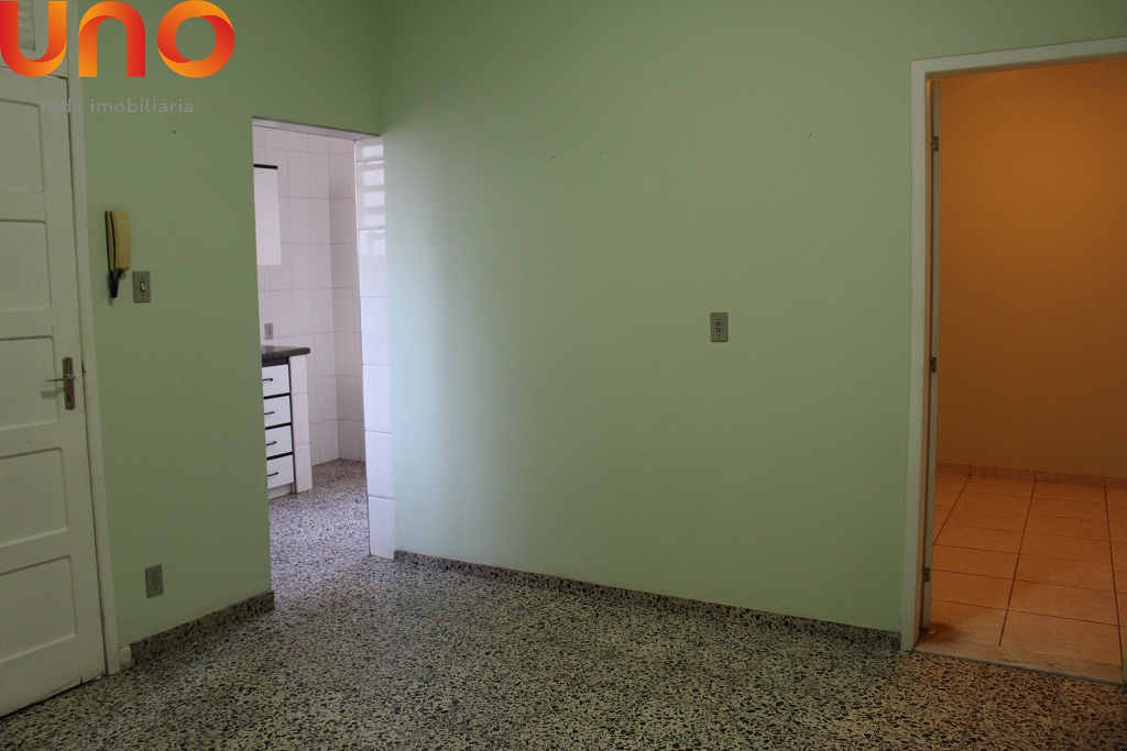 Casa à venda com 6 quartos, 2 suítes, 2 vagas e 400m² no Centro, Campos dos Goytacazes (RJ) — foto 12 de 19