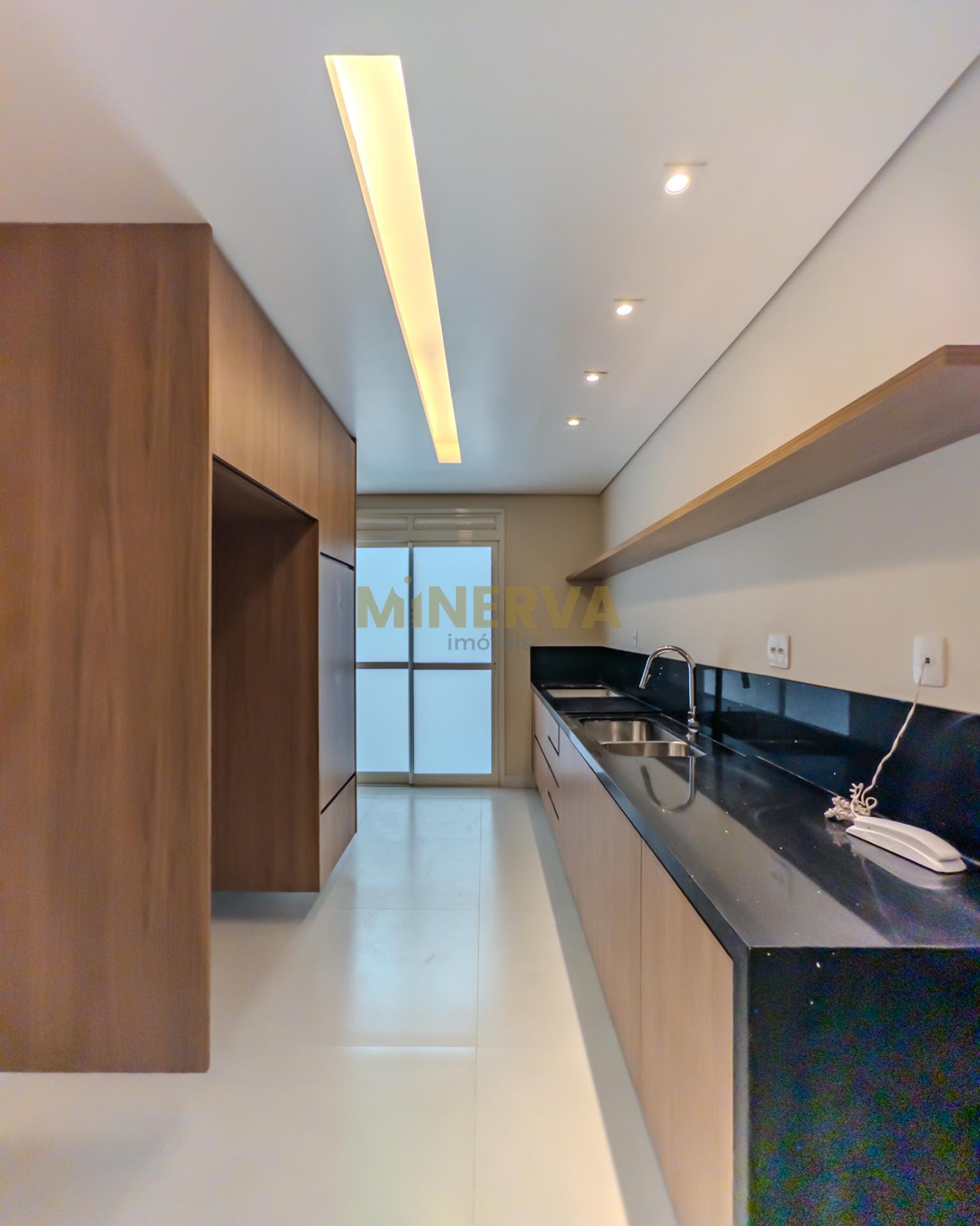 Apartamento à venda com 3 quartos, 3 suítes, 2 vagas e 223m² no Centro Empresarial Tamboré, Santana de Parnaíba (SP) — foto 16 de 30