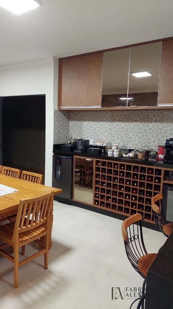 Casa à venda com 3 quartos, 4 banheiros, 4 vagas e 214m² no Jardim Botanico, Bady Bassitt — foto principal