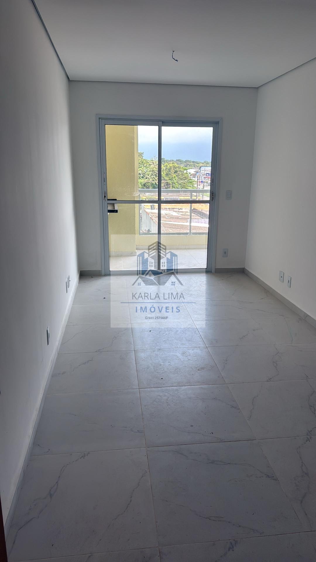 Apartamento à venda com 2 quartos, 1 banheiro, 1 vaga e 67m² no Indaiá, Bertioga (SP) — foto 2 de 17