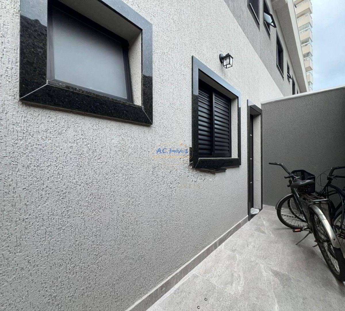 Casa à venda com 3 quartos, 3 suítes, 1 vaga e 104m² no Aviação, Praia Grande (SP) — foto 3 de 28