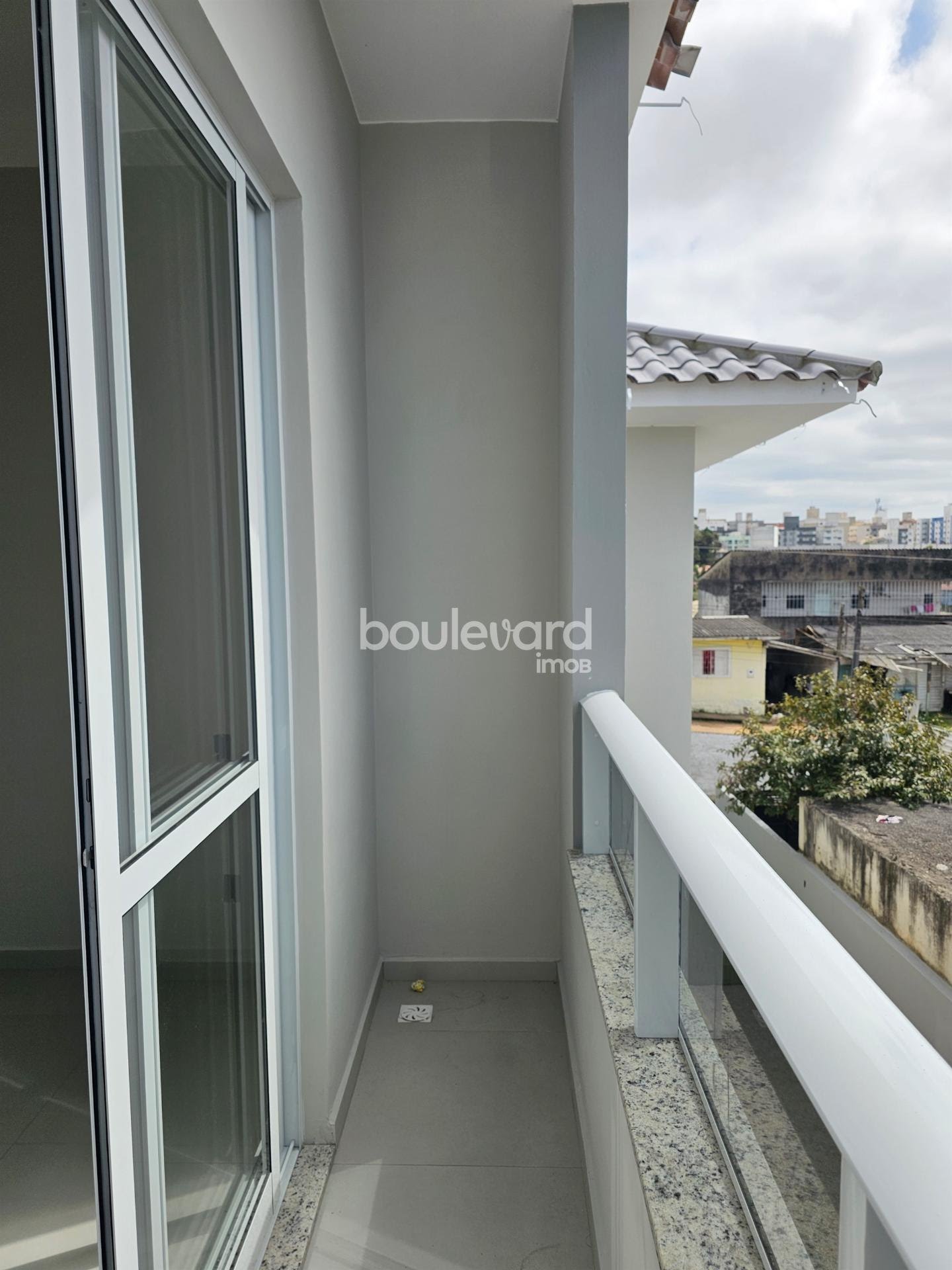 Casa à venda com 3 quartos, 1 suíte, 2 vagas e 103m² no Areias, São José (SC) — foto 18 de 23