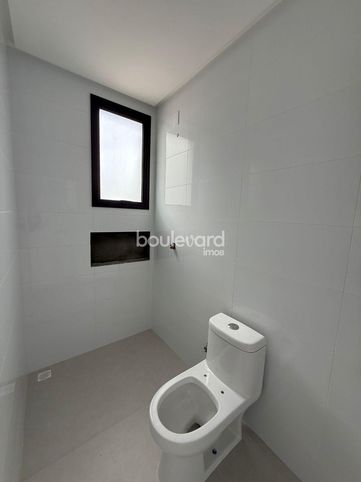 Apartamento à venda com 3 quartos, 3 suítes, 2 vagas e 127m² no Centro, Itapema (SC) — foto 13 de 30