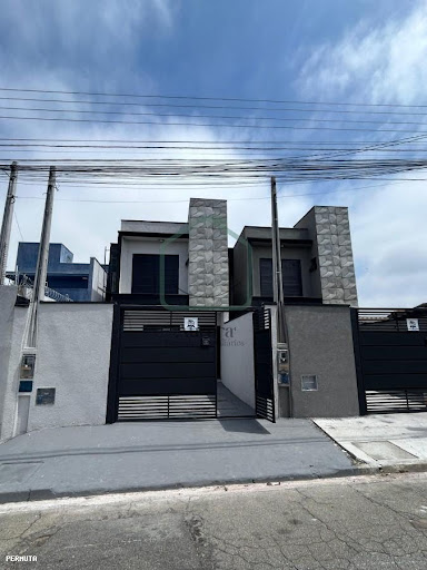 Casa para Venda em Mogi das Cruzes / SP no bairro Jardim Universo 