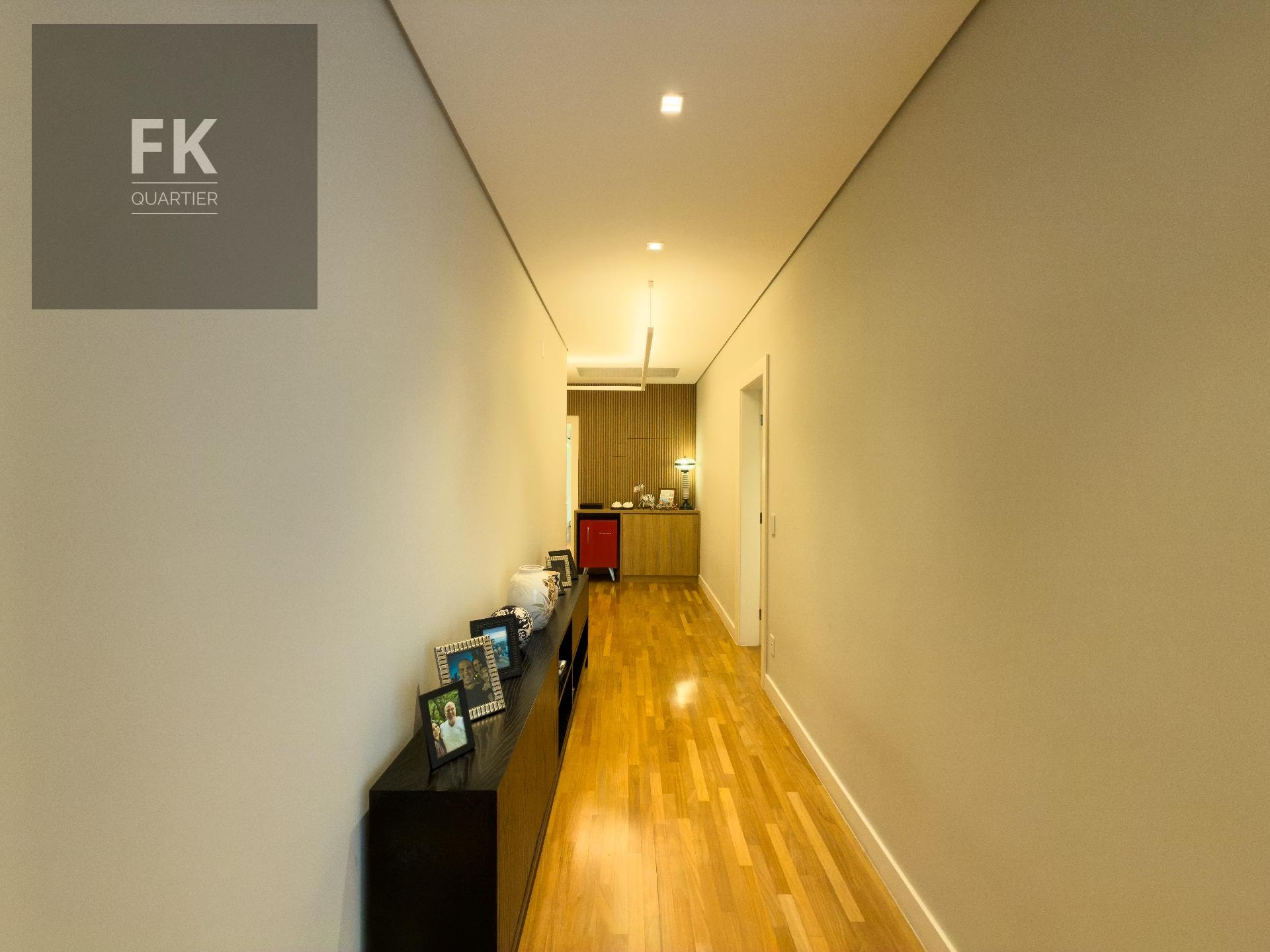 Casa à venda com 4 quartos, 4 suítes, 4 vagas e 360m² no Alphaville, Santana de Parnaíba (SP) — foto 20 de 27