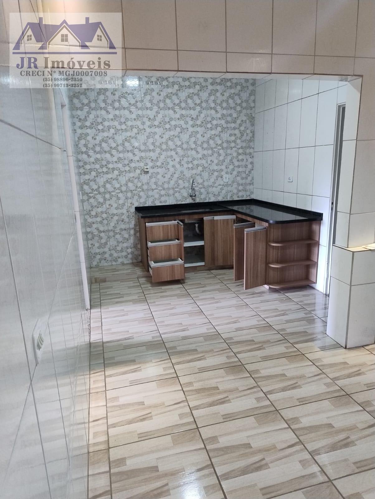 Casa à venda com 5 quartos e 2 banheiros no São José, Pedralva (MG) — foto 12 de 23