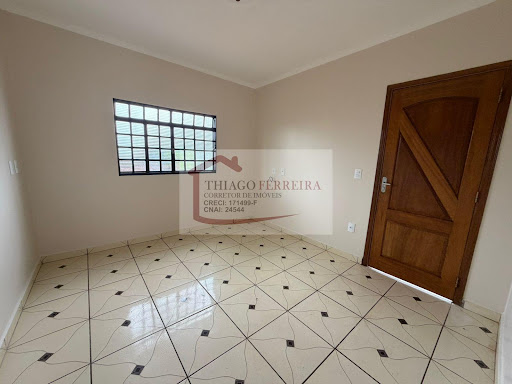 Casa em Jardim Cinelândia  -  Santa Rita do Passa Quatro