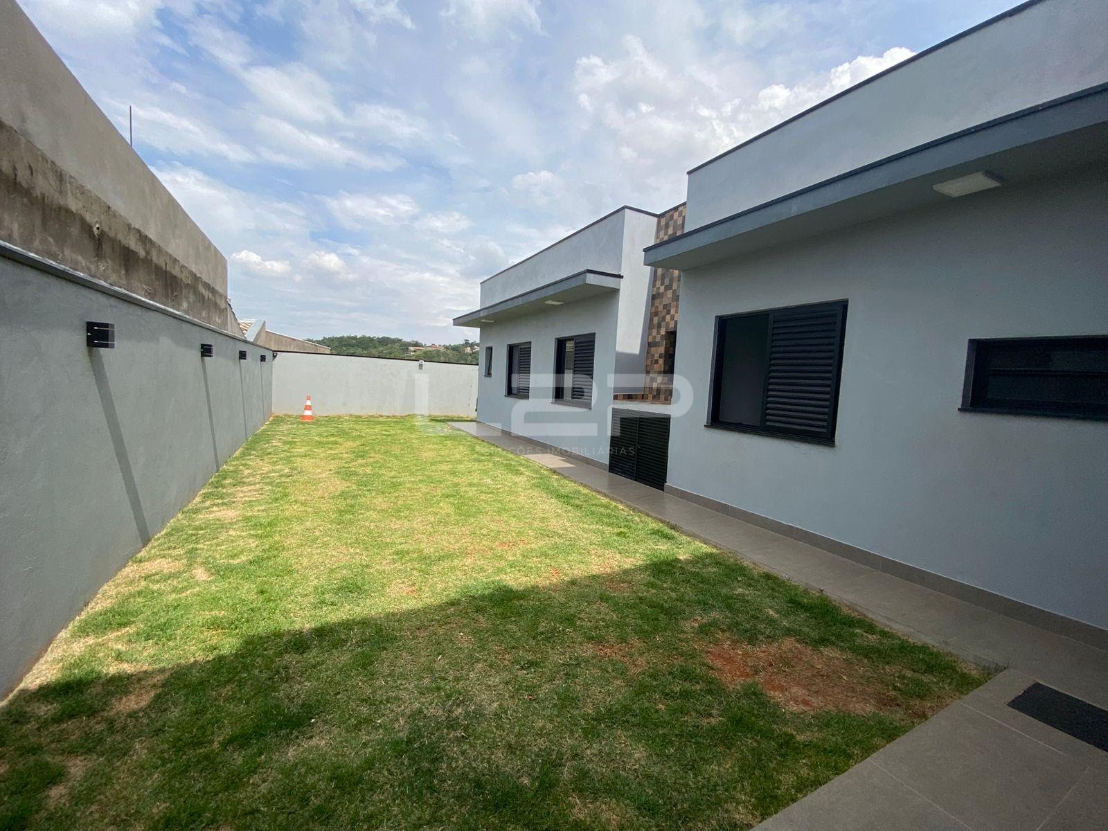 Casa à venda com 3 quartos, 1 suíte, 4 vagas e 120m² no Loteamento Jardim Itália, Itupeva (SP) — foto 17 de 18