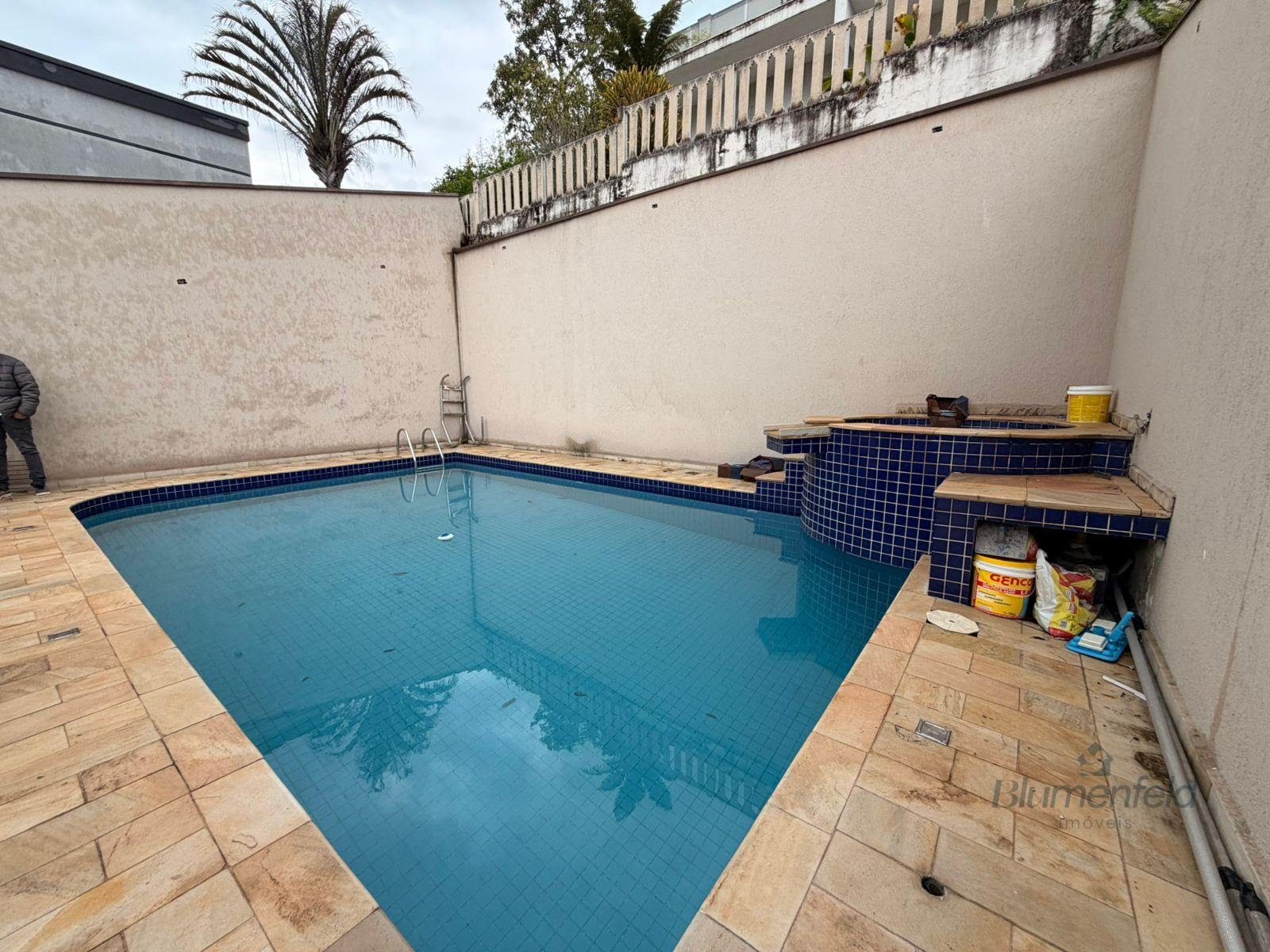 Casa para alugar com 3 quartos, 3 suítes, 6 vagas e 250m² no Condomínio Arujazinho IV, Arujá (SP) — foto 5 de 30