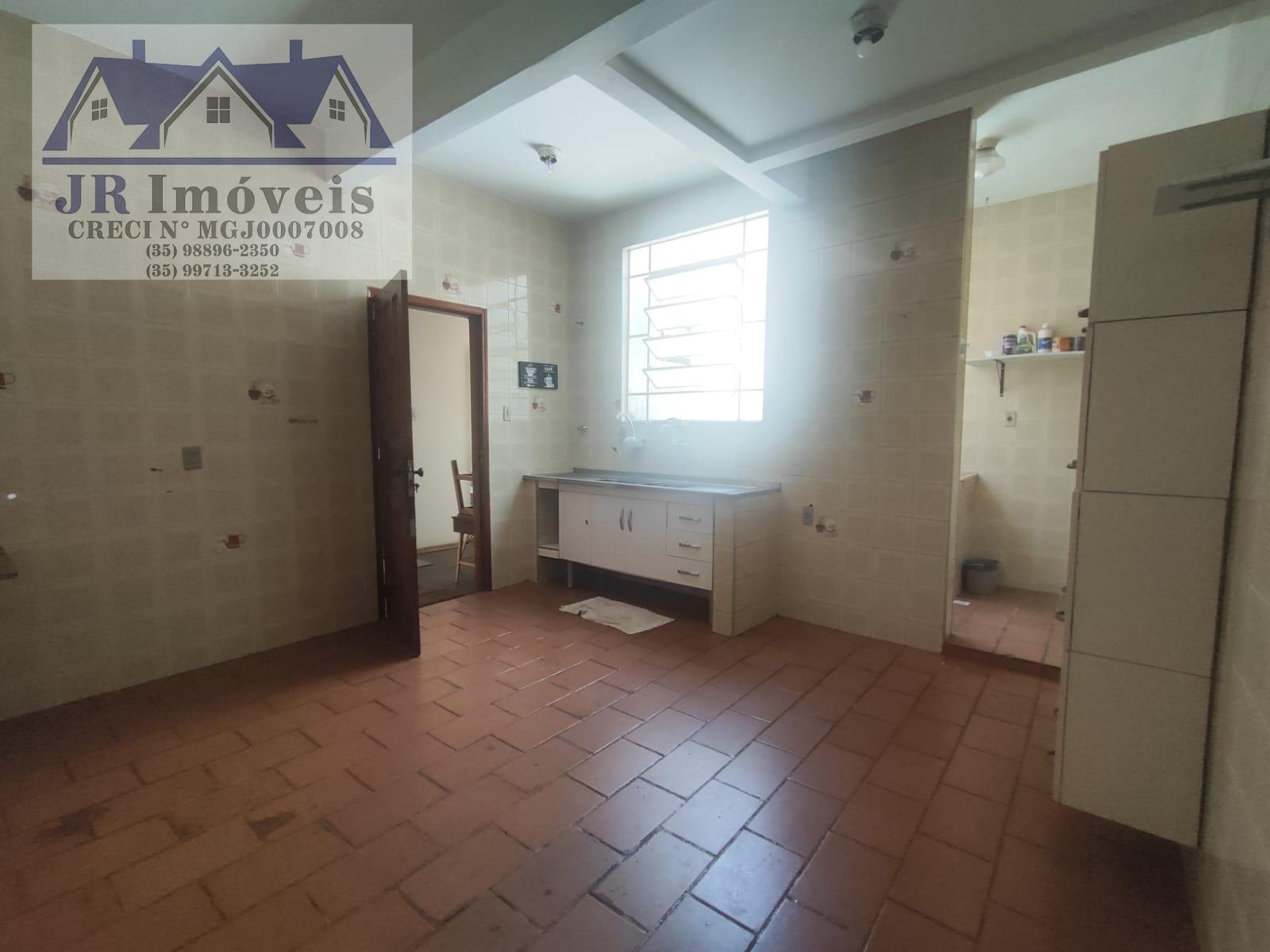 Apartamento à venda com 2 quartos, 1 banheiro e 100m² no Centro, Itajubá (MG) — foto 2 de 24
